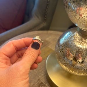 Size 7 princess cut diamond solitaire ring- white gold- VS1 clarity and E color.